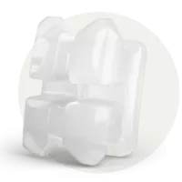 Symetri advanced aesthetic bracket shown in a detailed close‑up.